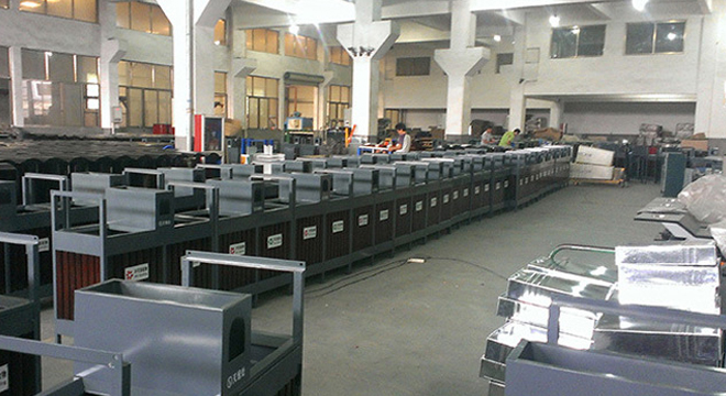 嚴(yán)格質(zhì)檢